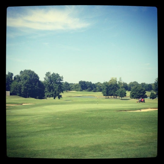 Das Foto wurde bei Hermitage Golf Course von Jason P. am 6/18/2012 aufgenommen