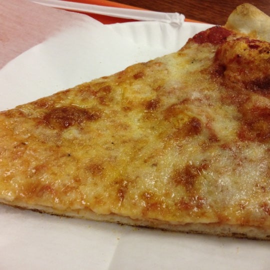 7/20/2012にForrestがPolito&#39;s Pizzaで撮った写真