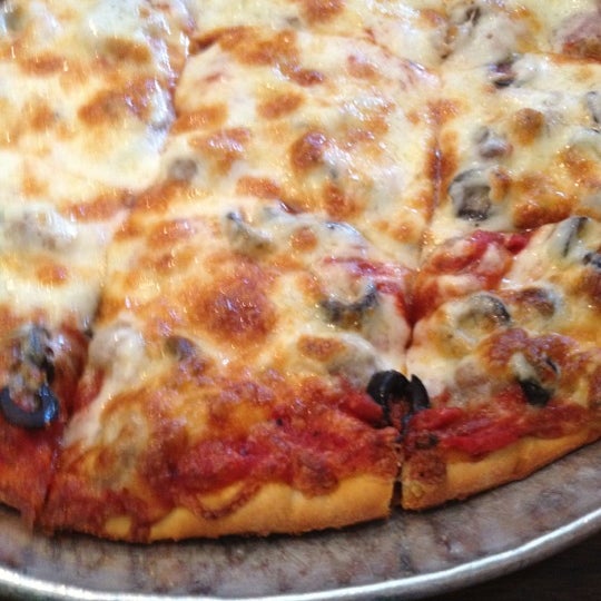 Village Inn Pizza Restaurant New Holstein, WI