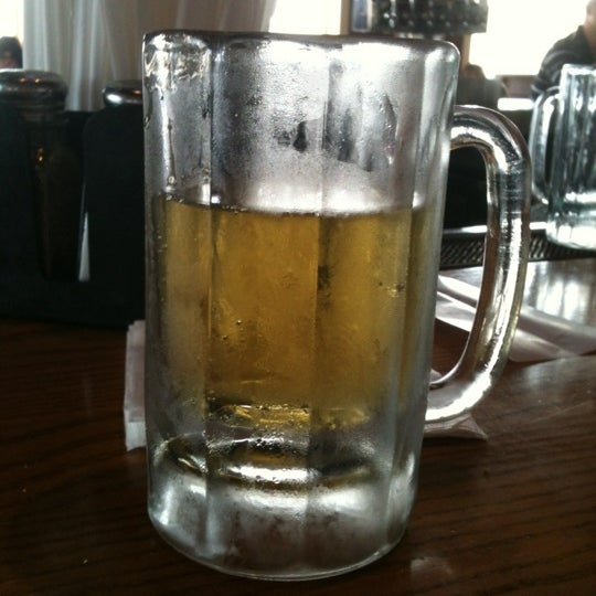 Photo taken at Chili&#39;s Grill &amp; Bar by Melissa F. on 6/12/2012