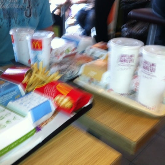 Photo taken at McDonald&#39;s by Roel H. on 6/22/2012