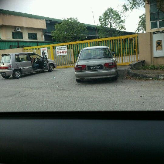 Photos At Kawasan Perindustrian Axis Shah Alam Selangor