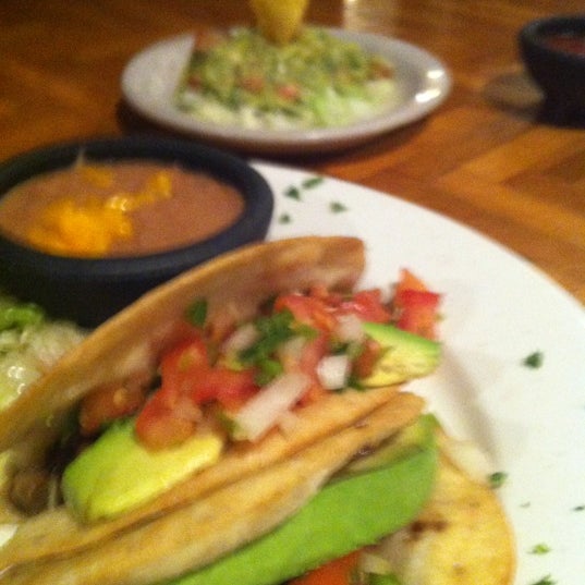 รูปภาพถ่ายที่ Desperados Mexican Restaurant โดย Diane J. เมื่อ 2/7/2012
