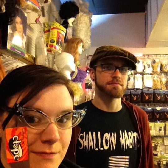 Kansas City Costume Company, Inc. (Now Closed) Clothing Store in