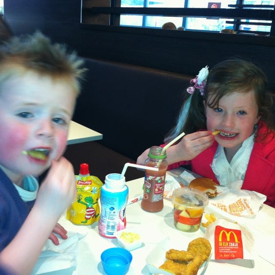 Photo prise au McDonald&#39;s par Dave v. le4/19/2012