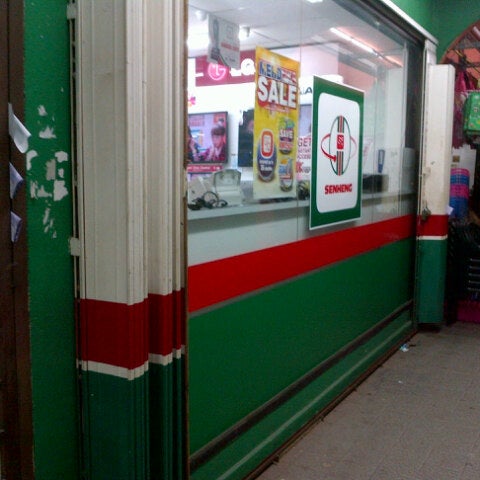 Photos At Senheng Electric Kl Sdn Bhd Furniture Home Store In Kuala Lumpur