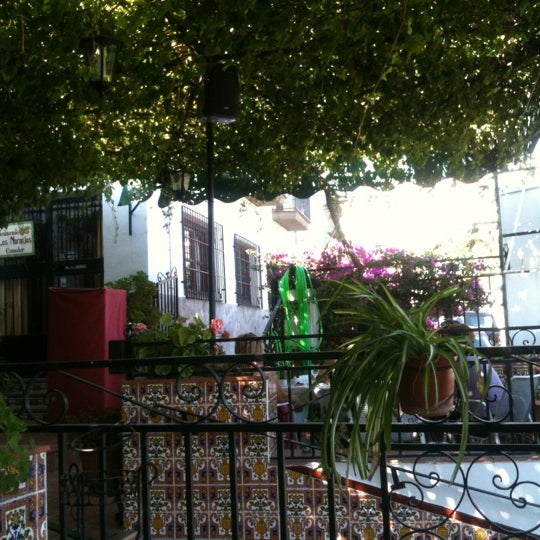 Photo taken at Restaurante Los Naranjos by Anvarzhon Z. on 9/9/2012
