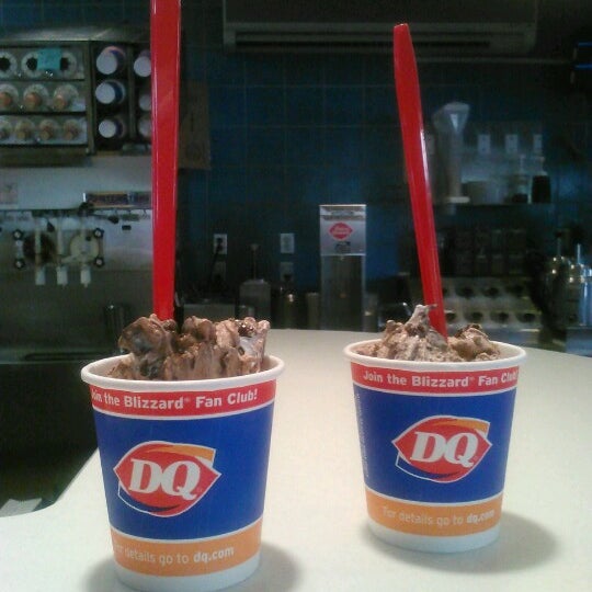 Photo taken at Dairy Queen by Hazel G. on 7/8/2012