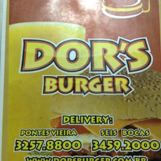 Photo taken at Dor&#39;s Burguer by Justino F. on 6/2/2012