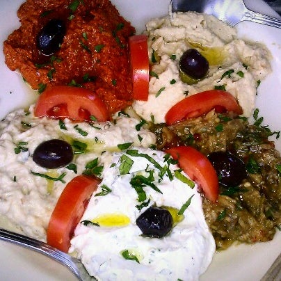 Photo taken at Bereket Turkish Restaurant by Elif S. on 8/26/2012