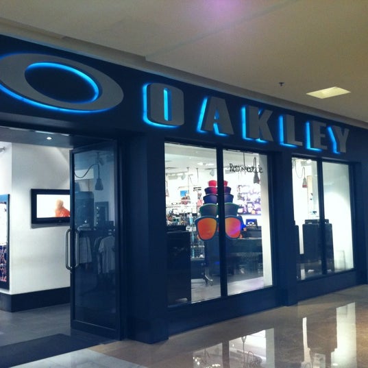 oakley o store