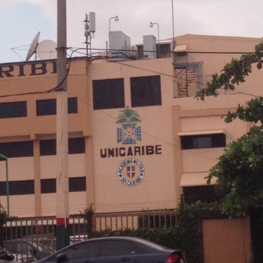 Photo taken at Universidad del Caribe (UNICARIBE) by Ramses P. on 6/19/2012