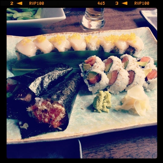 รูปภาพถ่ายที่ Ki Sushi โดย Doug S. เมื่อ 7/7/2012