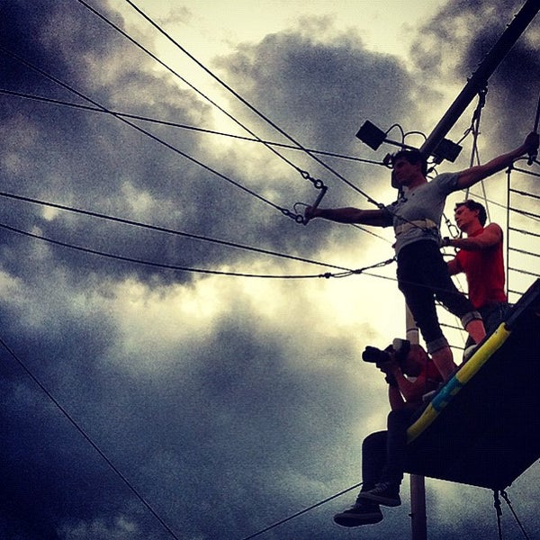 6/10/2012에 artemisrex님이 Trapeze School New York에서 찍은 사진