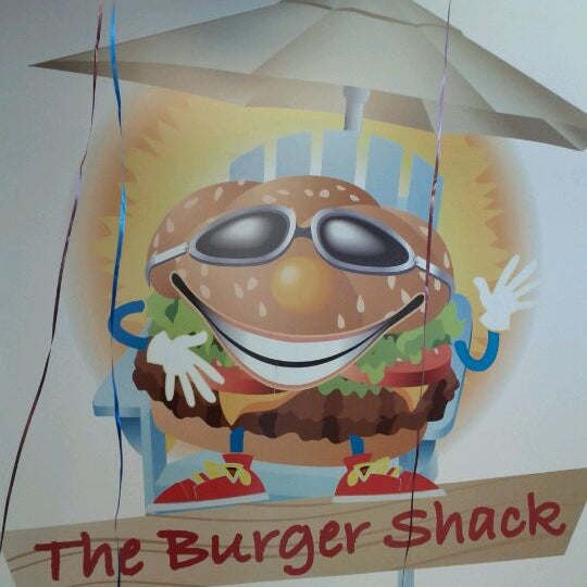 Снимок сделан в The Burger Shack пользователем Frances M. 11/12/2011