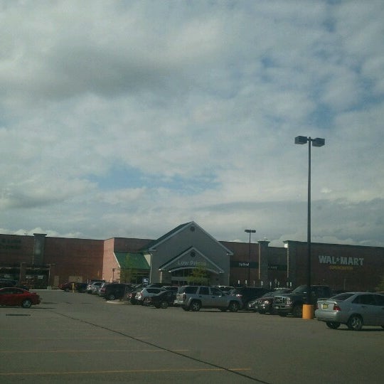 Walmart Supercenter 425 State Route 31