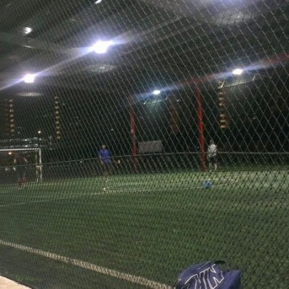 รูปภาพถ่ายที่ Golazo Futsal Singapore โดย Taufik S. เมื่อ 6/16/2012