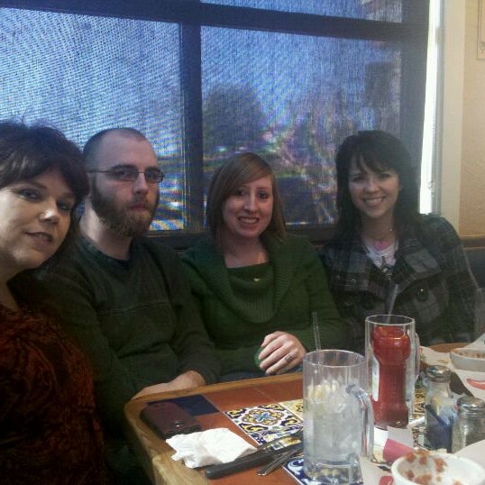 Photo taken at Chili&#39;s Grill &amp; Bar by Teddy W. on 1/15/2012