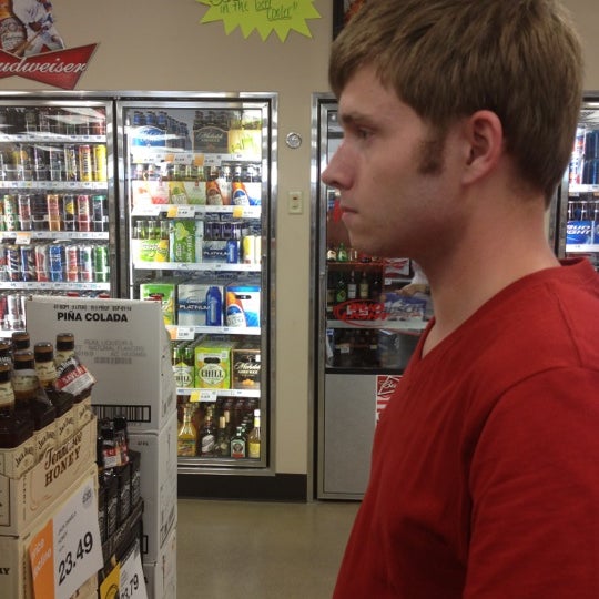 HyVee Grocery Store in Knoxville