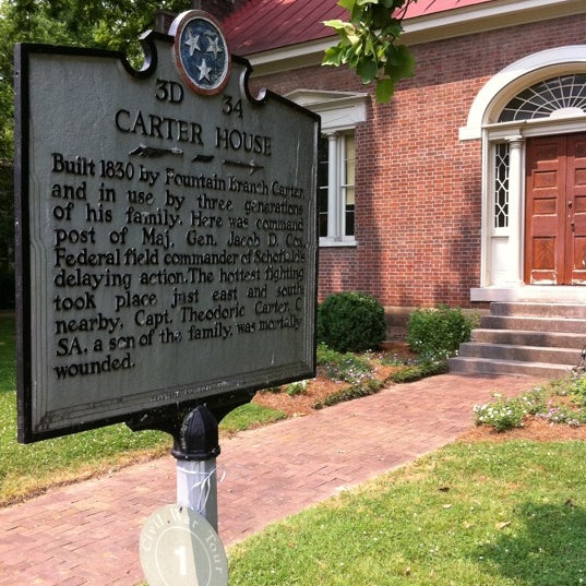 รูปภาพถ่ายที่ The Carter House โดย Adam M. เมื่อ 6/4/2011