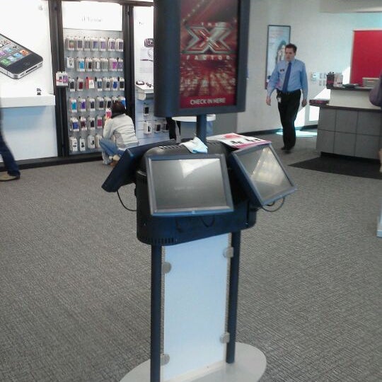 Verizon Rochester 8 tips from 272 visitors