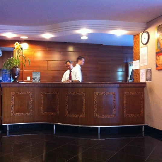 9/10/2011 tarihinde Mestre W.ziyaretçi tarafından Hotel Del Rey Foz'de çekilen fotoğraf