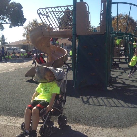 Crocker Highlands Elementary School Öğrenim