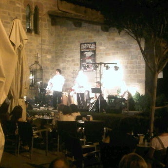 9/6/2012에 Alfredo P.님이 Bar Cafetería El Caballo Blanco에서 찍은 사진