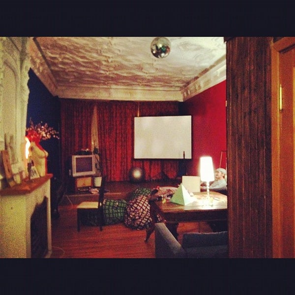 8/31/2012 tarihinde Alekseev A.ziyaretçi tarafından Hello Hostel'de çekilen fotoğraf