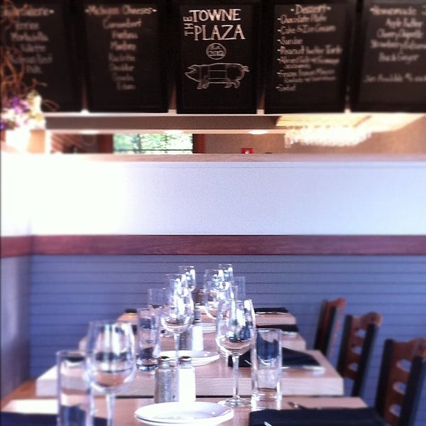 The Towne Plaza New American Restaurant in Traverse City