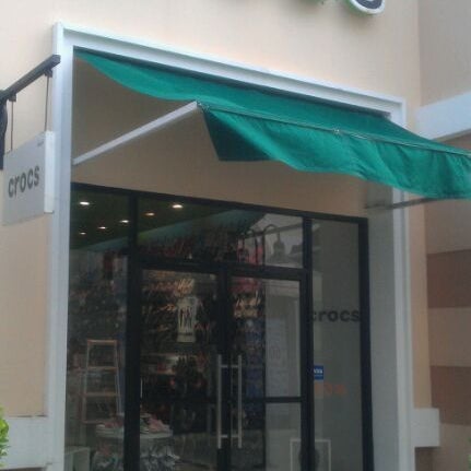 crocs factory outlet