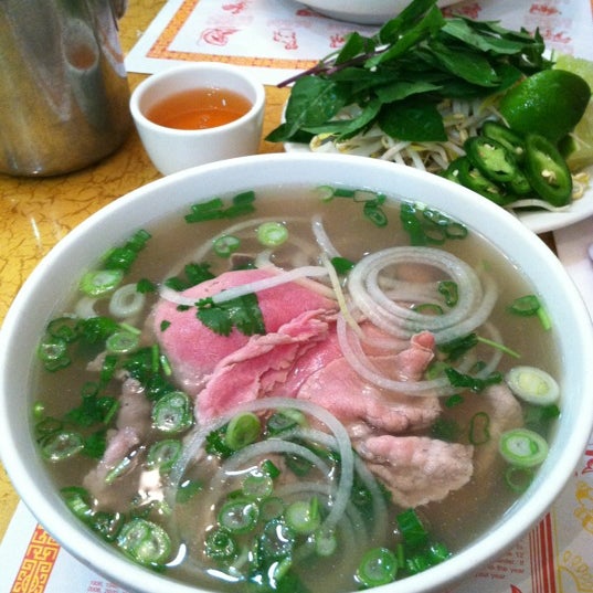 Photos%20at%20Pho%20Xe%20Lua%20-%20Chinatown%20-%20Philadelphia,%20PA