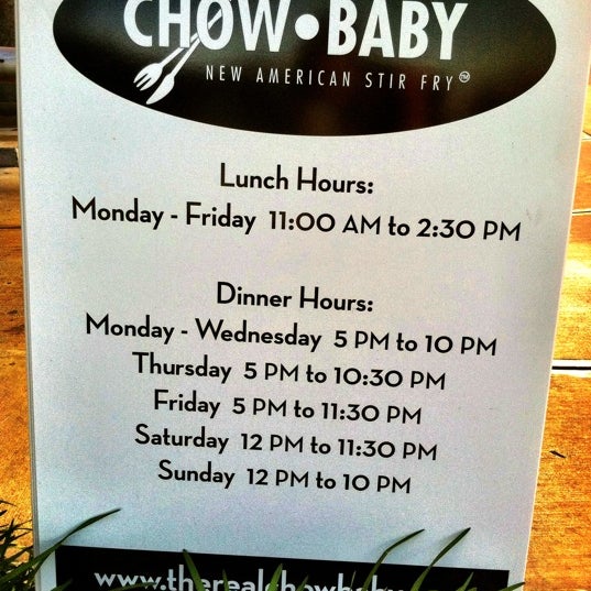 Foto tirada no(a) The Real Chow Baby por Lindsey G. em 5/21/2011
