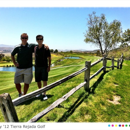 Foto tomada en Tierra Rejada Golf Club  por Tommy H. el 5/21/2012