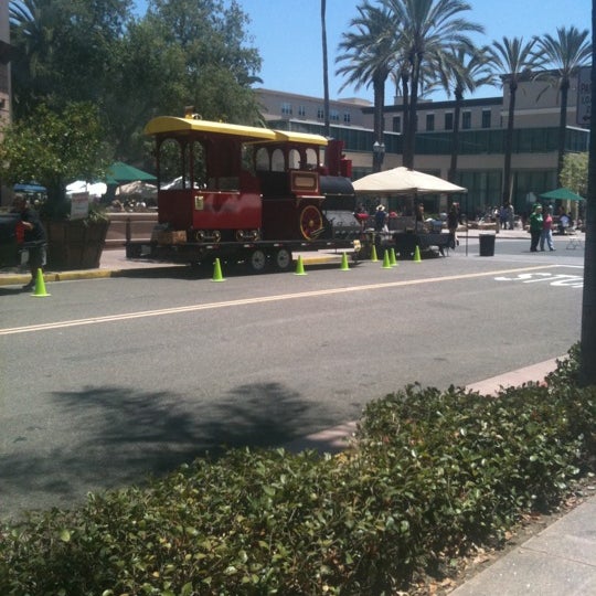 Foto tirada no(a) Downtown Anaheim Certified Farmers&#39; Market &amp; Craft Fair por Syreeta T. em 7/21/2011