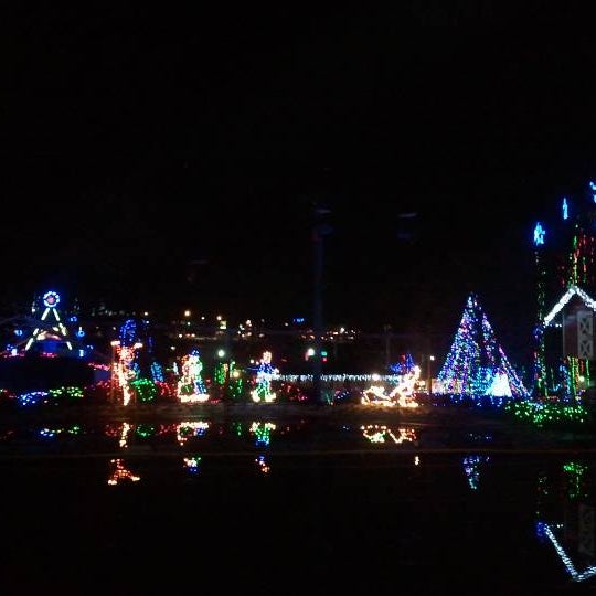 Photo taken at Dutch Wonderland by John P. on 12/27/2011