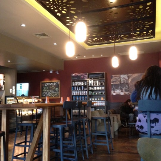 Starbucks Miraflores Av. Pardo 297