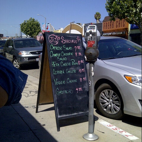 8/26/2012にJayChanがVienna Cafeで撮った写真