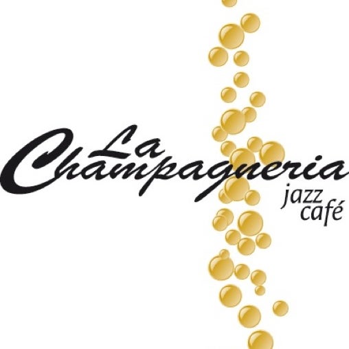 3/27/2012에 Lolo H.님이 La Champagneria Jazz-Café에서 찍은 사진