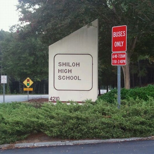 Shiloh High School 8 tavsiye