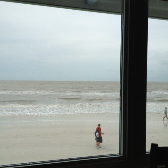 Photo taken at Gulfshore Grill by Jeff L. on 10/19/2011