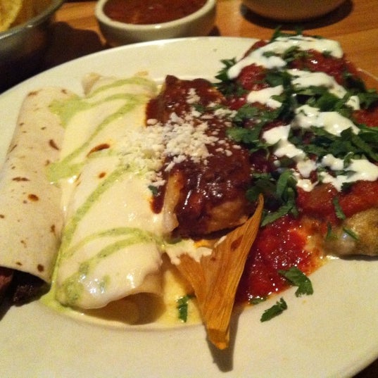Photo taken at Cantina Laredo by Serendiity S. on 12/12/2011