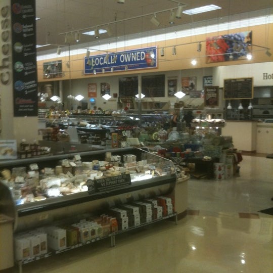 Oliver's Market Grocery Store