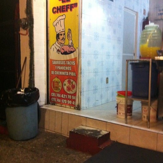 Photo taken at Taquería &quot;El Cheff&quot; by Abraham P. on 5/8/2012