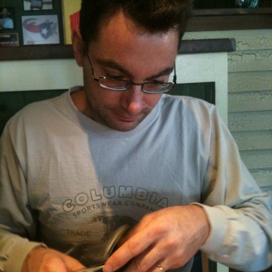 Photo taken at Chili&#39;s Grill &amp; Bar by Moochy A. on 12/31/2011
