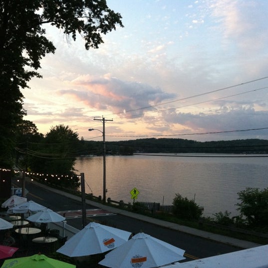 Angelico's Lakehouse Restaurant East Hampton, CT