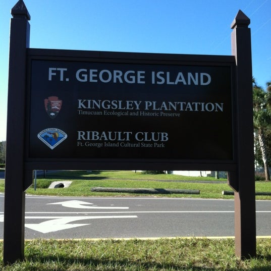 Foto tirada no(a) Kingsley Plantation at the Timucuan Preserve por Trevor H. em 11/12/2011