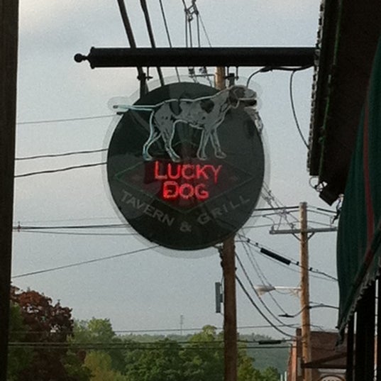 Lucky Dog Tavern & Grill 53 Main St
