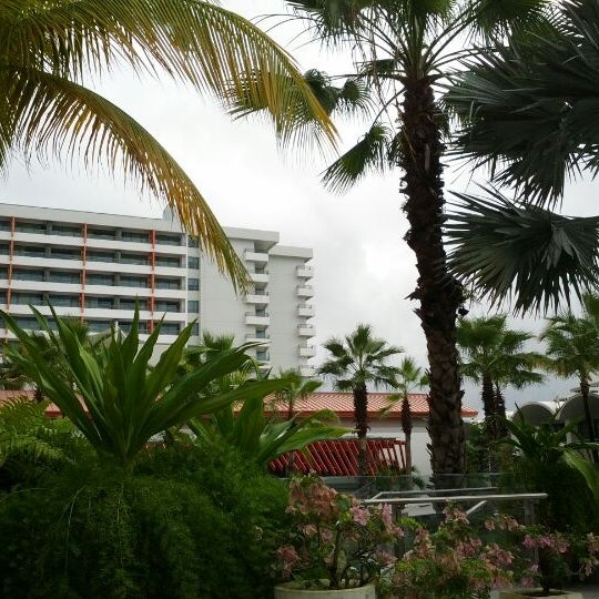 1/30/2012にMike D.がSolera @ La Concha Resortで撮った写真