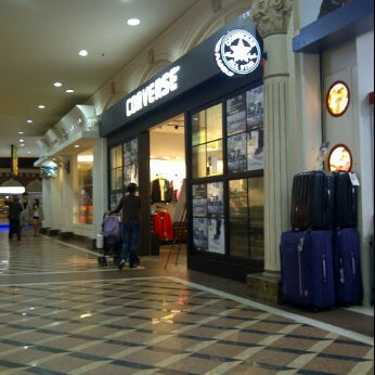 converse avenue mall